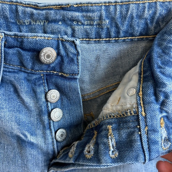 Old Navy OG Straight Denim Jean Shorts Distressed Size 4 Secret Smooth Pockets - Picture 4 of 5
